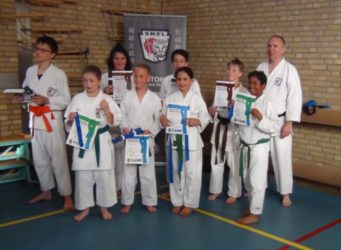 Kyu examens gevorderden jeugd juni 2016.